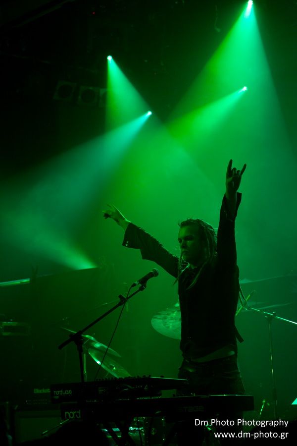 AmorphisLive2011_2