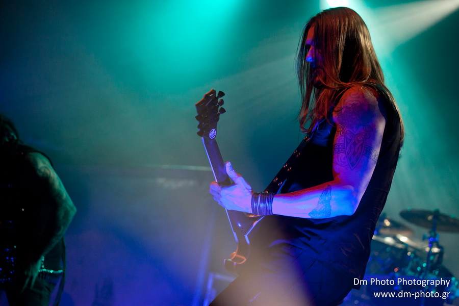 AmorphisLive2011_7