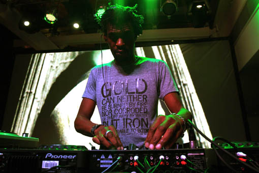 Daddy G (Massive Attack), Blend Mishkin, Dj Snatch, Lilis Dimitris, Steph